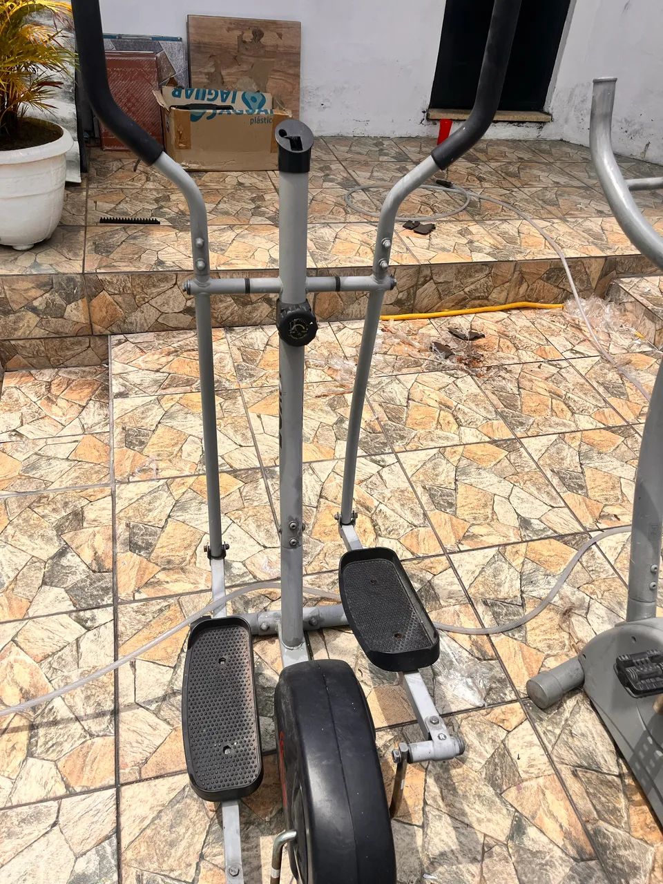 Bicicleta e Elíptico