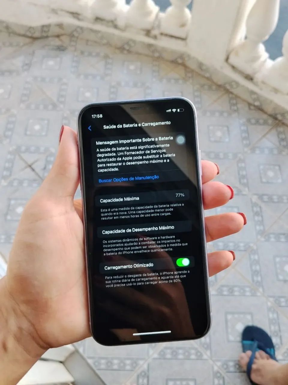 Vendo celular iPhone 11 - Foto 2