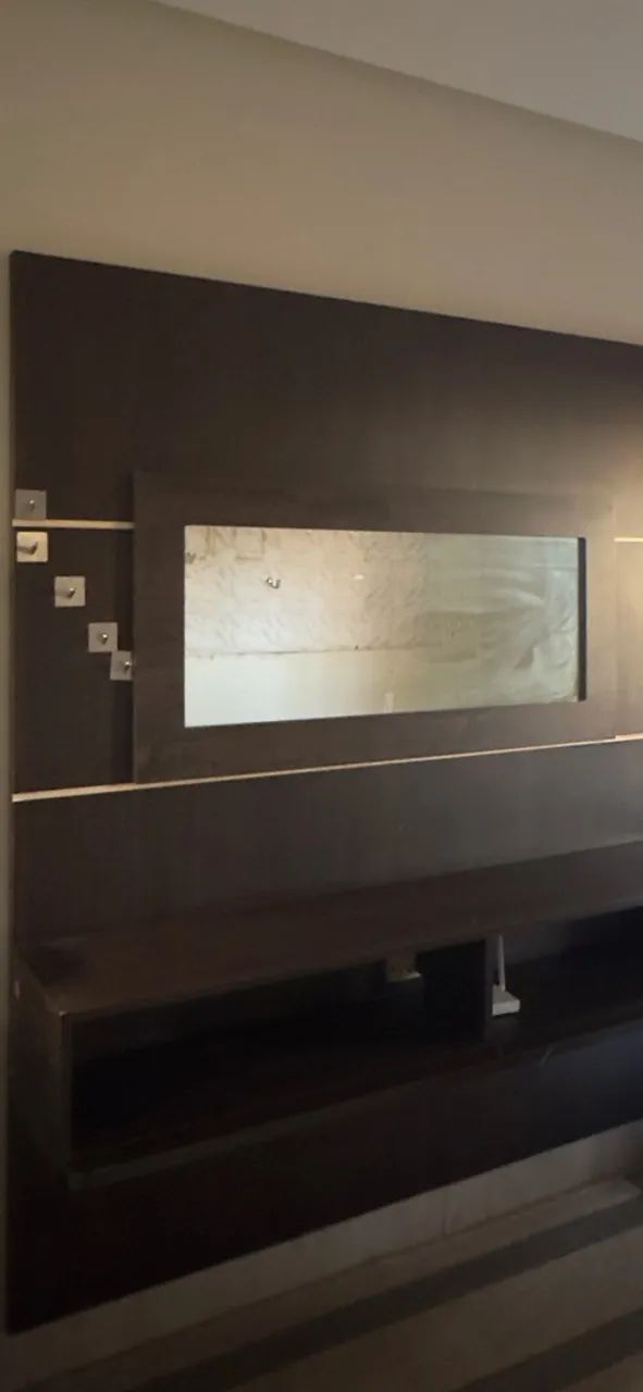 Lindo painel de tv com espelho móvel  - Foto 4