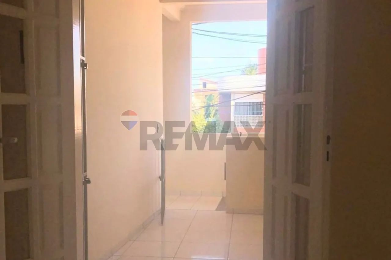 Locação: Apartamento com 3 Quartos sendo 1 Suíte - Foto 3