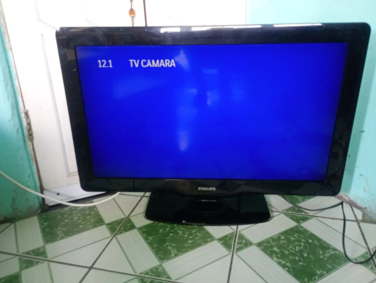 TV.  Philips.  32.  LCD.  Não.  E.  Smart.  Com.  Controle.  Leia - Foto 5