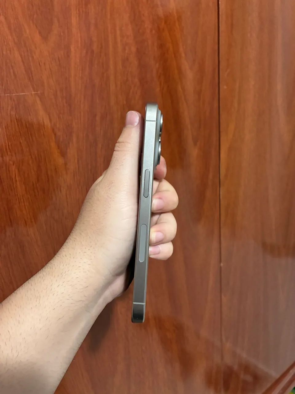iPhone 15 Pro 256gb muito conservado - Foto 2