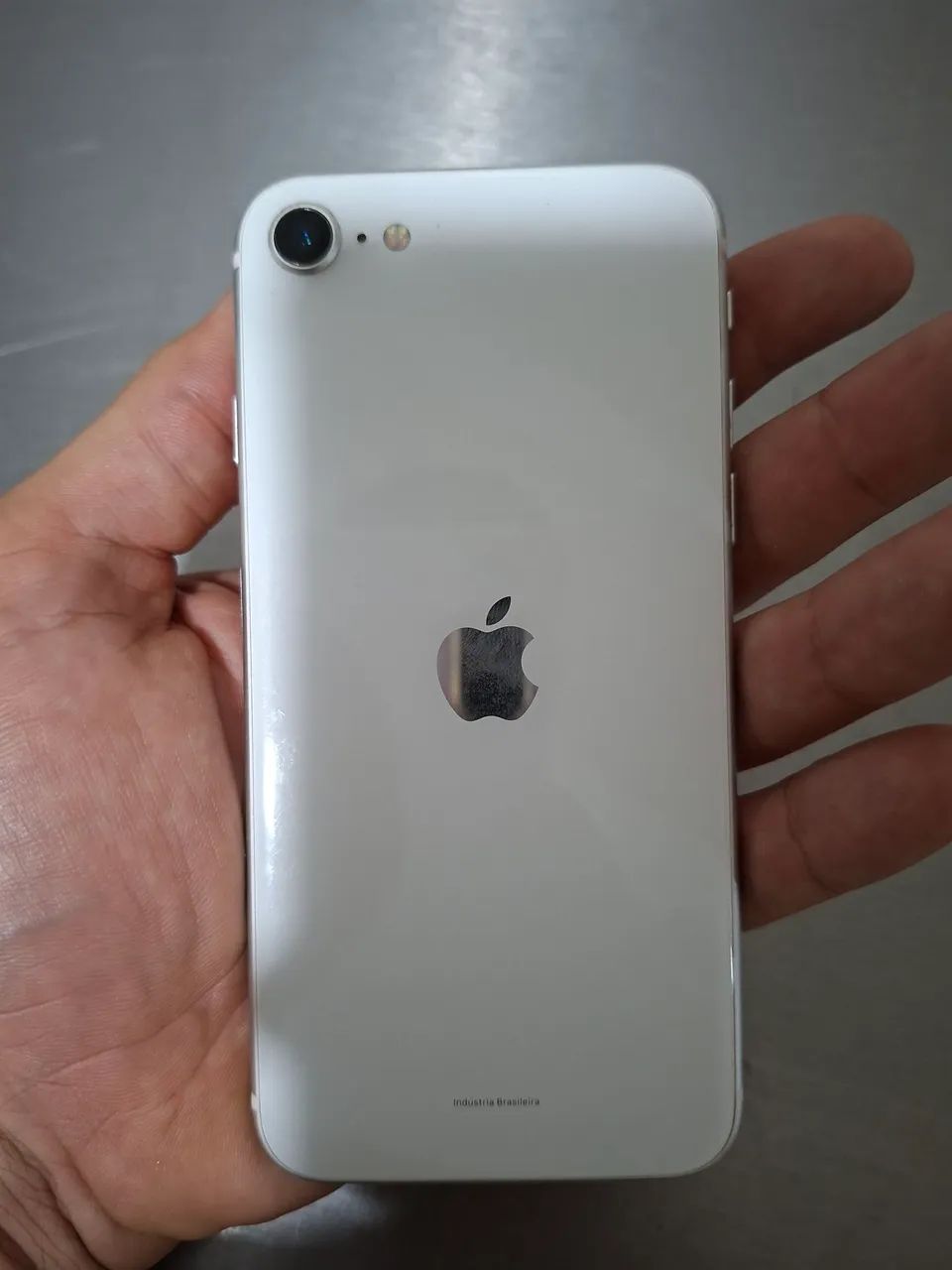 IPHONE SE 2020