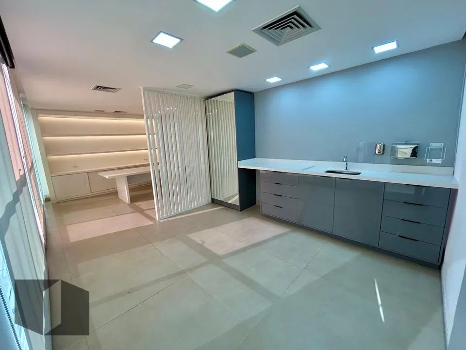 Sala comercial em Jardim Botânico