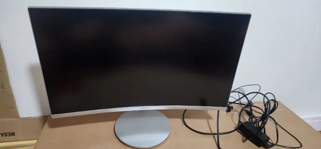 Monitor Samsung 27' Curvo - Foto 2