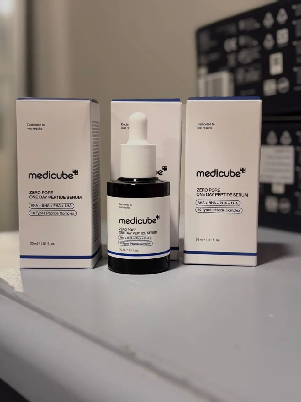 Medicube Zero Pore One Day Peptide Serum 30ml Original Lacrado?