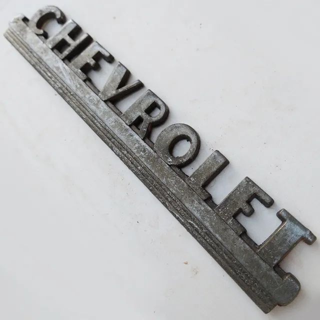 Emblema Chevrolet Boca de Sapo - Foto 2