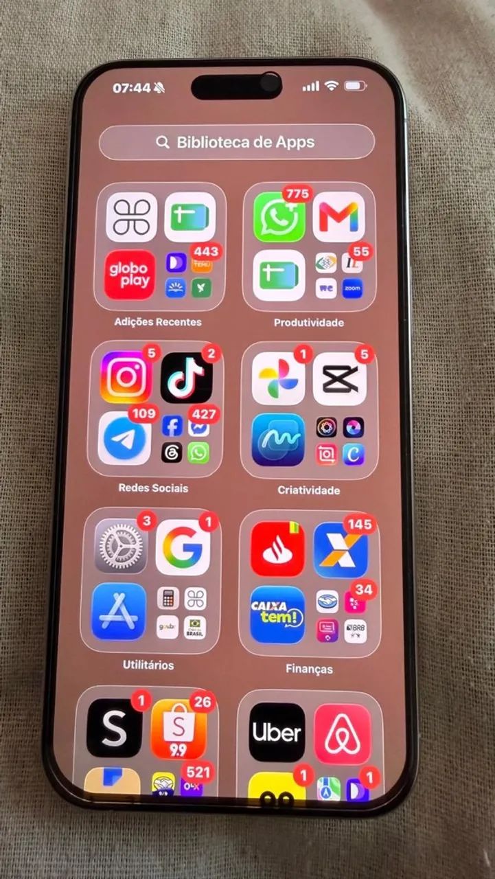 iPhone 15 Pro Max - Foto 2