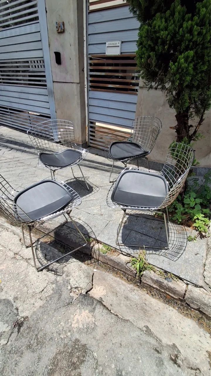 Conjunto de 4 cadeiras bertoia aço cromado  - Foto 4