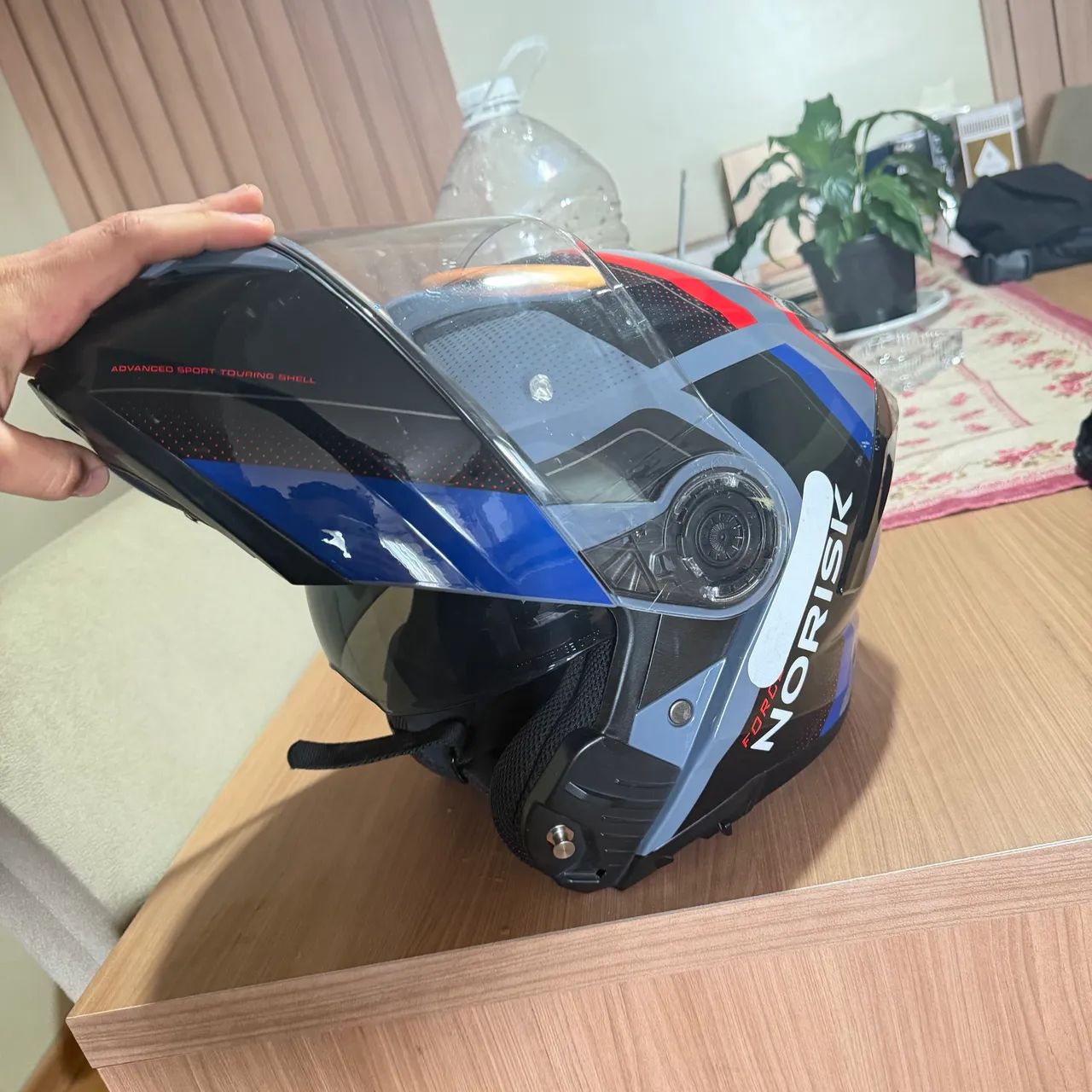 Capacete norisk robocop tamanho 60 - Foto 4