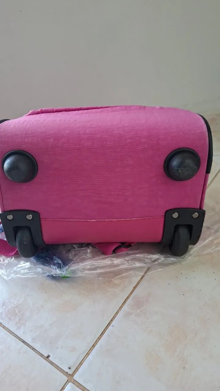 Mochila Kipling Rosa com Rodinhas - Original - Foto 3