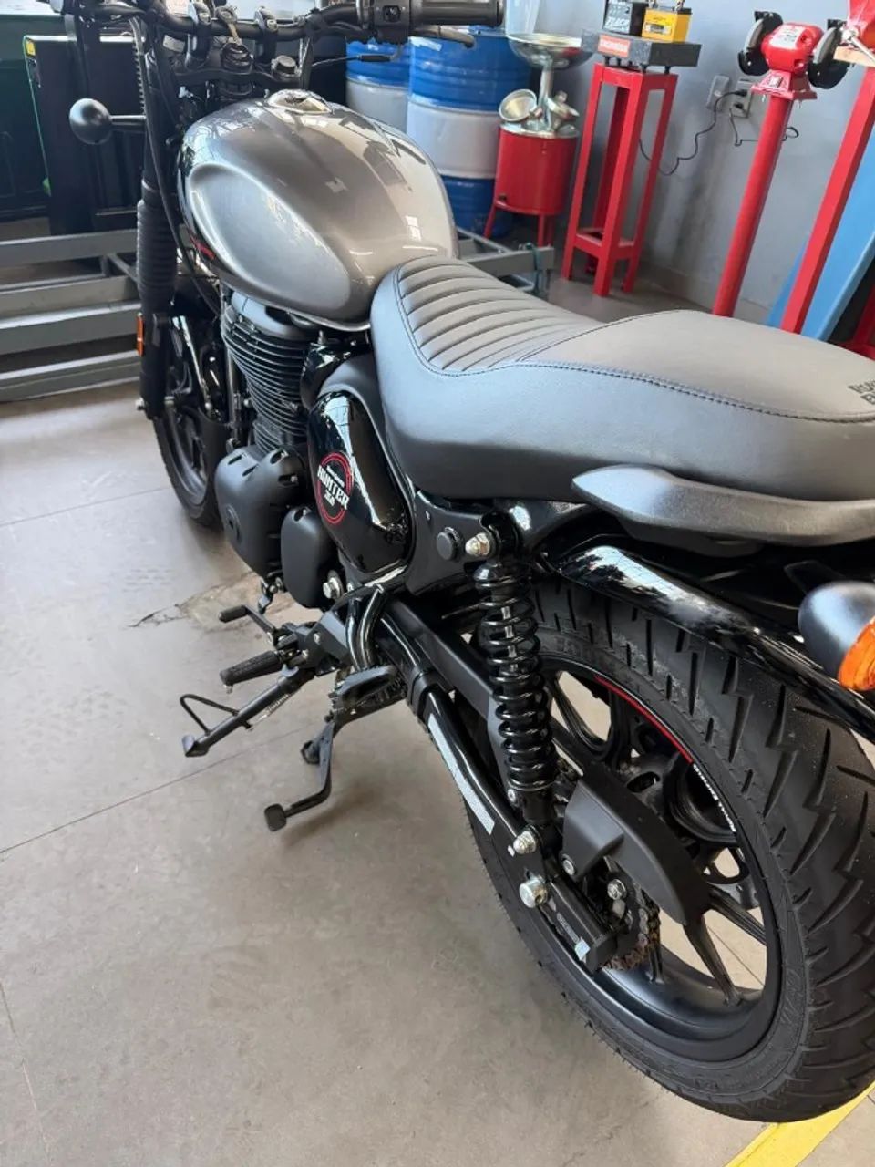 Royal Enfield Hunter Dapper 350 - 2024/2025 - Foto 2