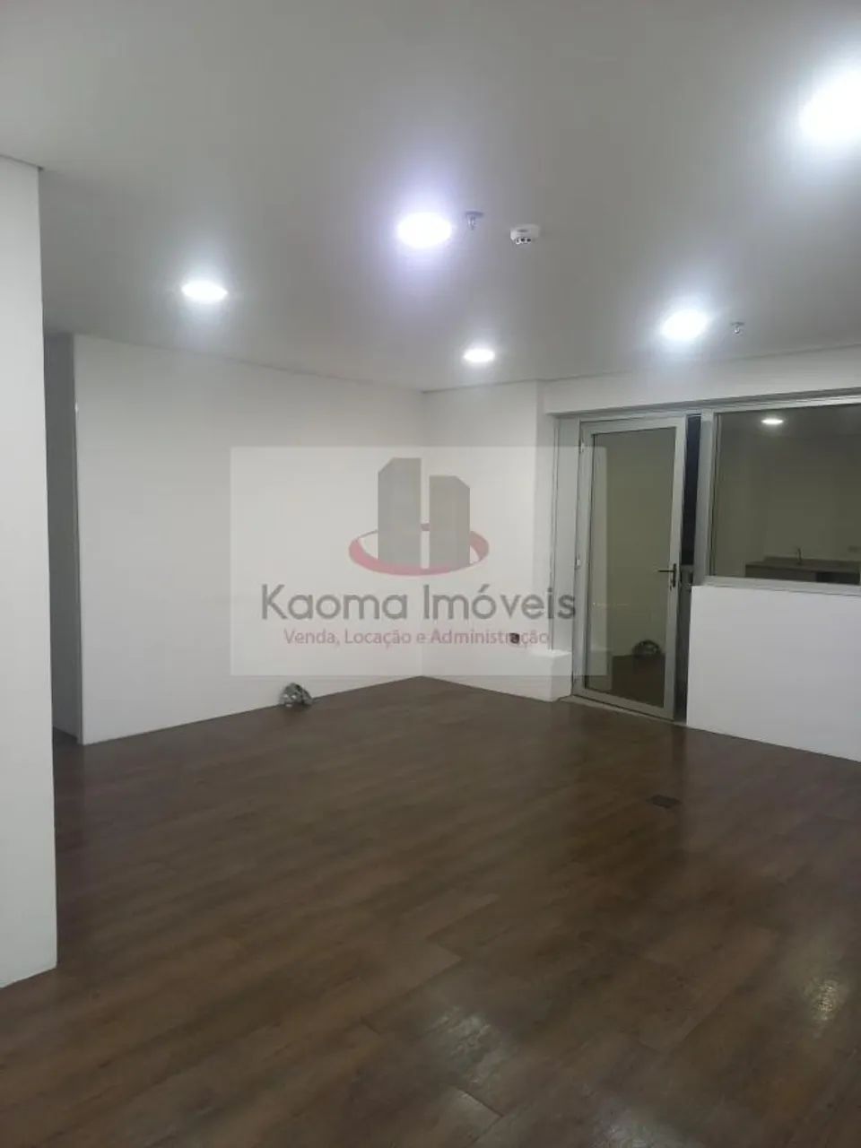Sala Comercial para Venda, Vila Yara, 2 banheiros, 2 vagas