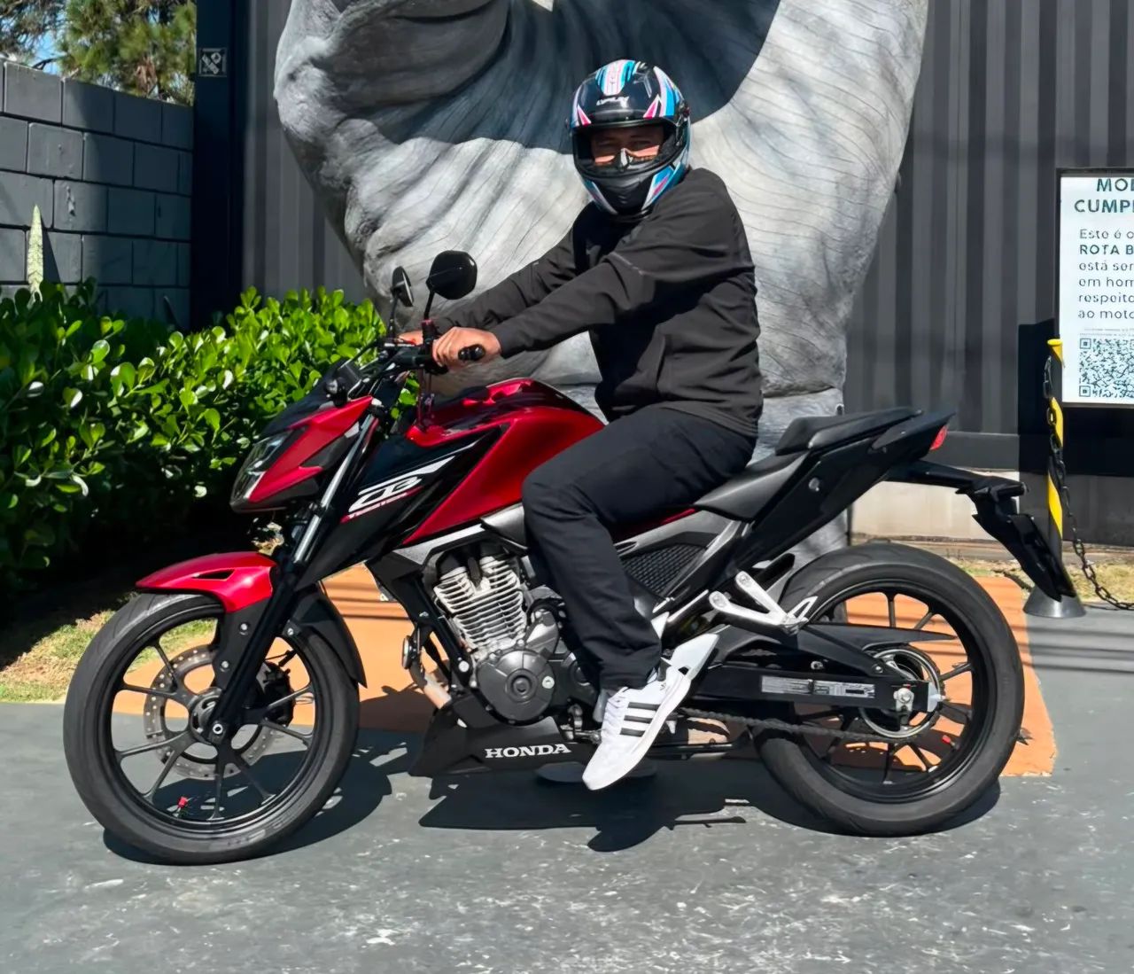 CB TWISTER 300F ABS