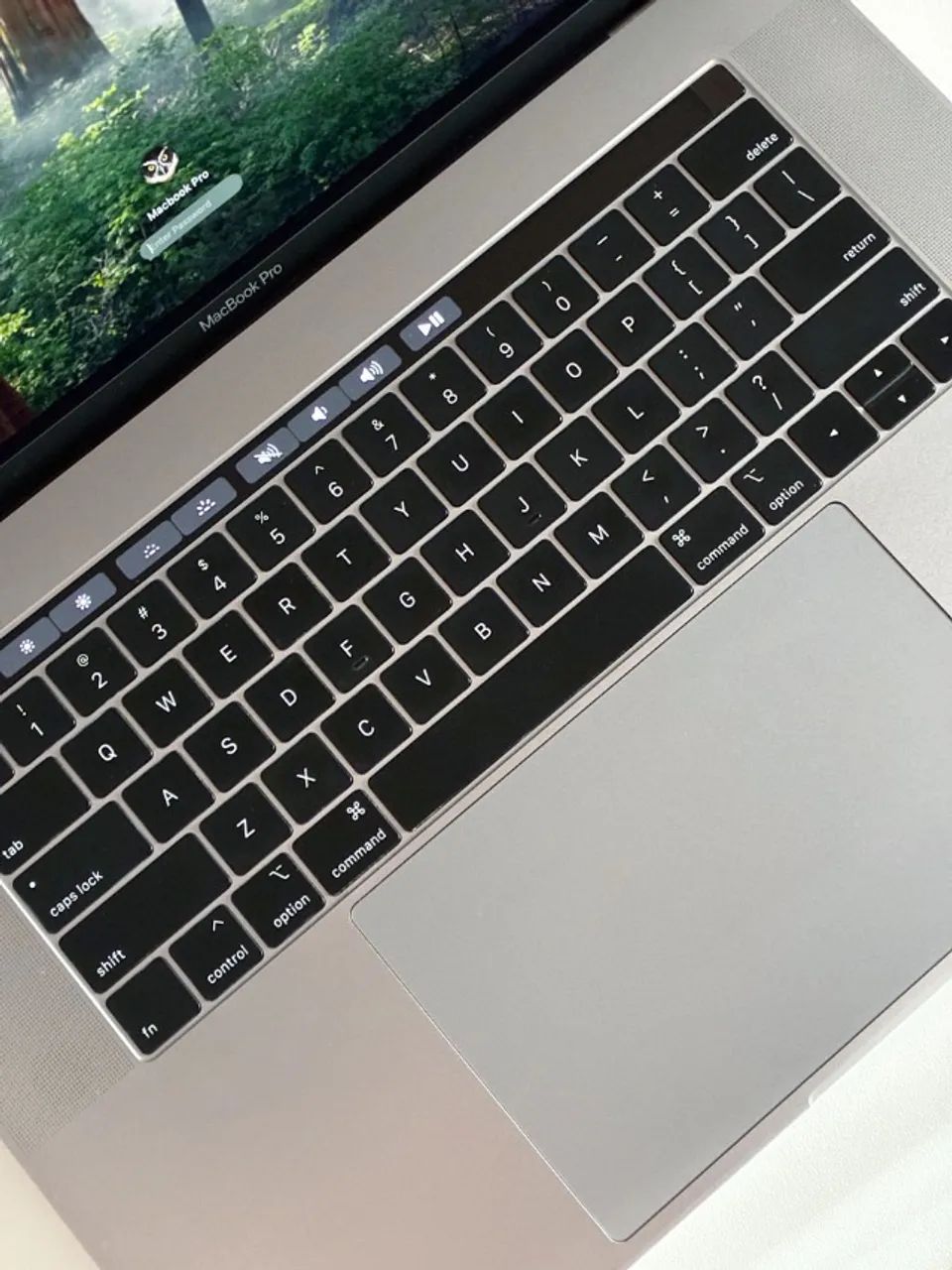 MacBook Pro 15" 2018 i7 16GB 512GB SSD - Bateria Nova! - Foto 3