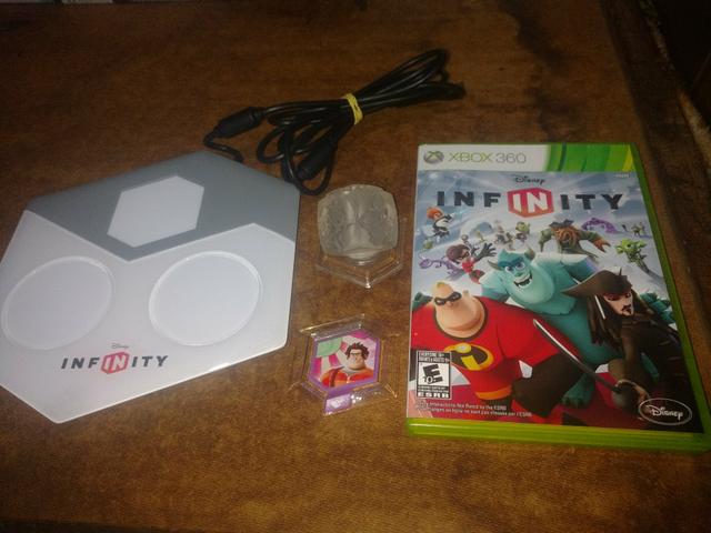 Jogo infantil infinity para Xbox 360 ( entrego dependendo do local)