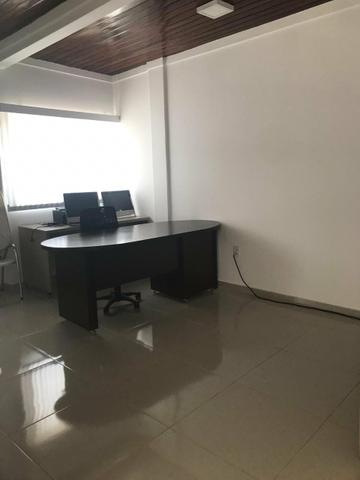 Alugo sala comercial, com 3 ambientes
