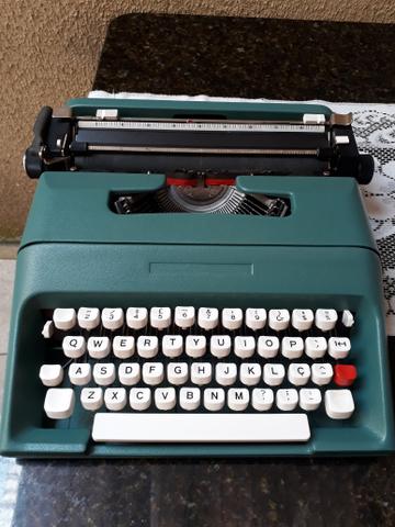 Maquina de escrever - Foto 2