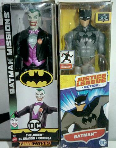 Bonecos Batman e Coringa Mattel