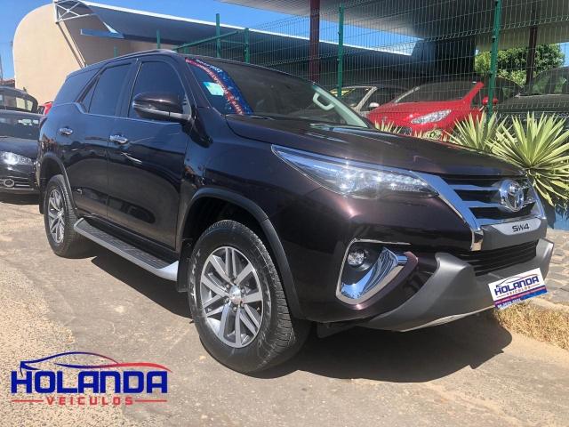 TOYOTA HILUX SW4 2017/2018 2.8 SRX 4X4 7 LUGARES 16V TURBO INTERCOOLER DIESEL 4P AUTOMÁTI