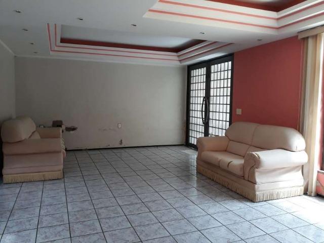 Casa com 8 Quartos à Venda - Foto 10