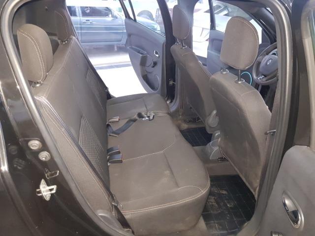 Sandero vibe 1.0 flex 2017/2017 preto 4portas completo - Foto 9