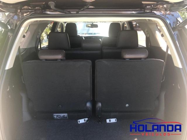 TOYOTA HILUX SW4 2017/2018 2.8 SRX 4X4 7 LUGARES 16V TURBO INTERCOOLER DIESEL 4P AUTOMÁTI - Foto 3
