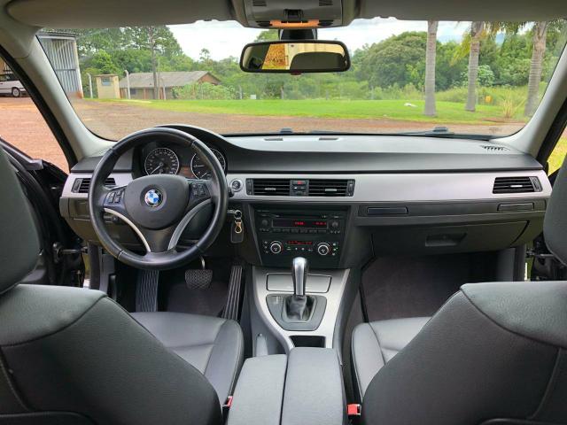 BMW 320i - Foto 11