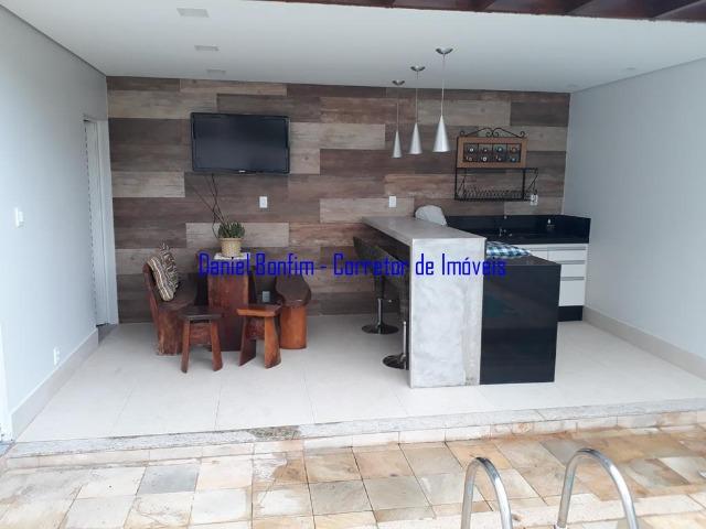 Casa com 04 quartos no bairro Grã-Duquesa - lote inteiro - Foto 4