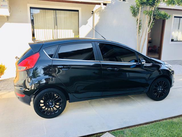 Ford Fiesta 1.6 Titanium Automático 2014 impecável - Foto 10