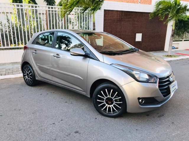 HYUNDAI HB20 COMFORT PLUS 1.6 AUTOMÁTICO 2017 57 MIL KM