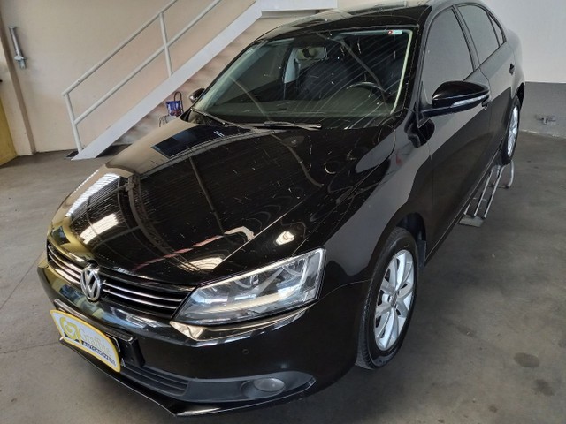 JETTA CONFORTLINE 2.0 AUTOMÁTICO