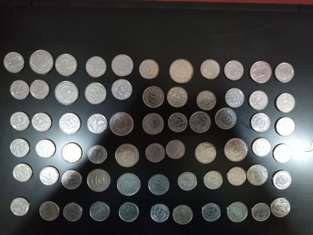 Diversas moedas, nacionais e portuguesa. - Foto 2