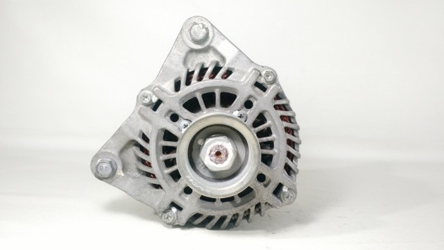 Alternador Nissan March Versa 1.6 2018 - Foto 4