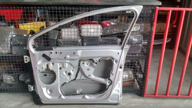 Porta Dianteira Direita Citroen C4 Hatch/ Pallas 2010 - Foto 4