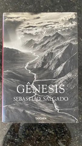 Livro GÊNESIS - assinado Sebastião Salgado
