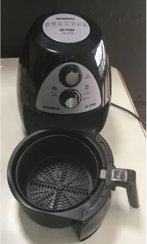 Air Fryer 8L, forno elétrico quente sem óleo para cozinhar sem óleo  saudável e com baixo teor de gordura, assar e grelhar, temporizador e  controle de temperatura, cesta antiaderente, 1400W (branco)