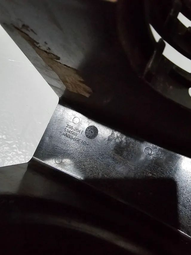 Trator esteira caterpillar carcaça motor ventilação novo 2982641 - Foto 3