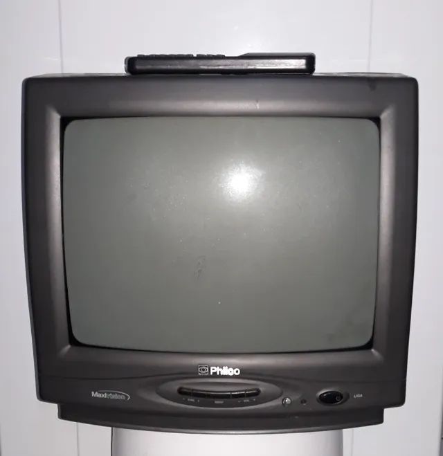 VENDE SE TV 14 PHILCO + CONVERSOR