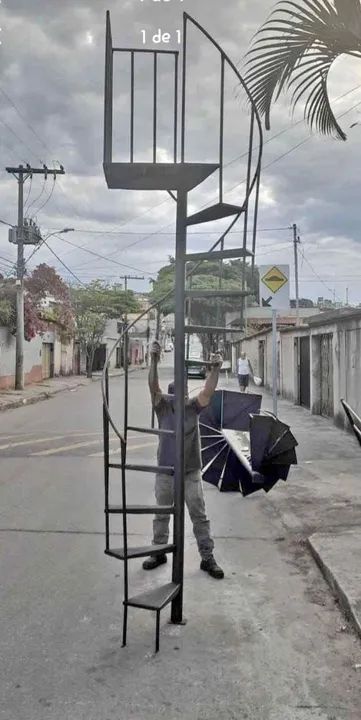 Escada caracol (fábrica)