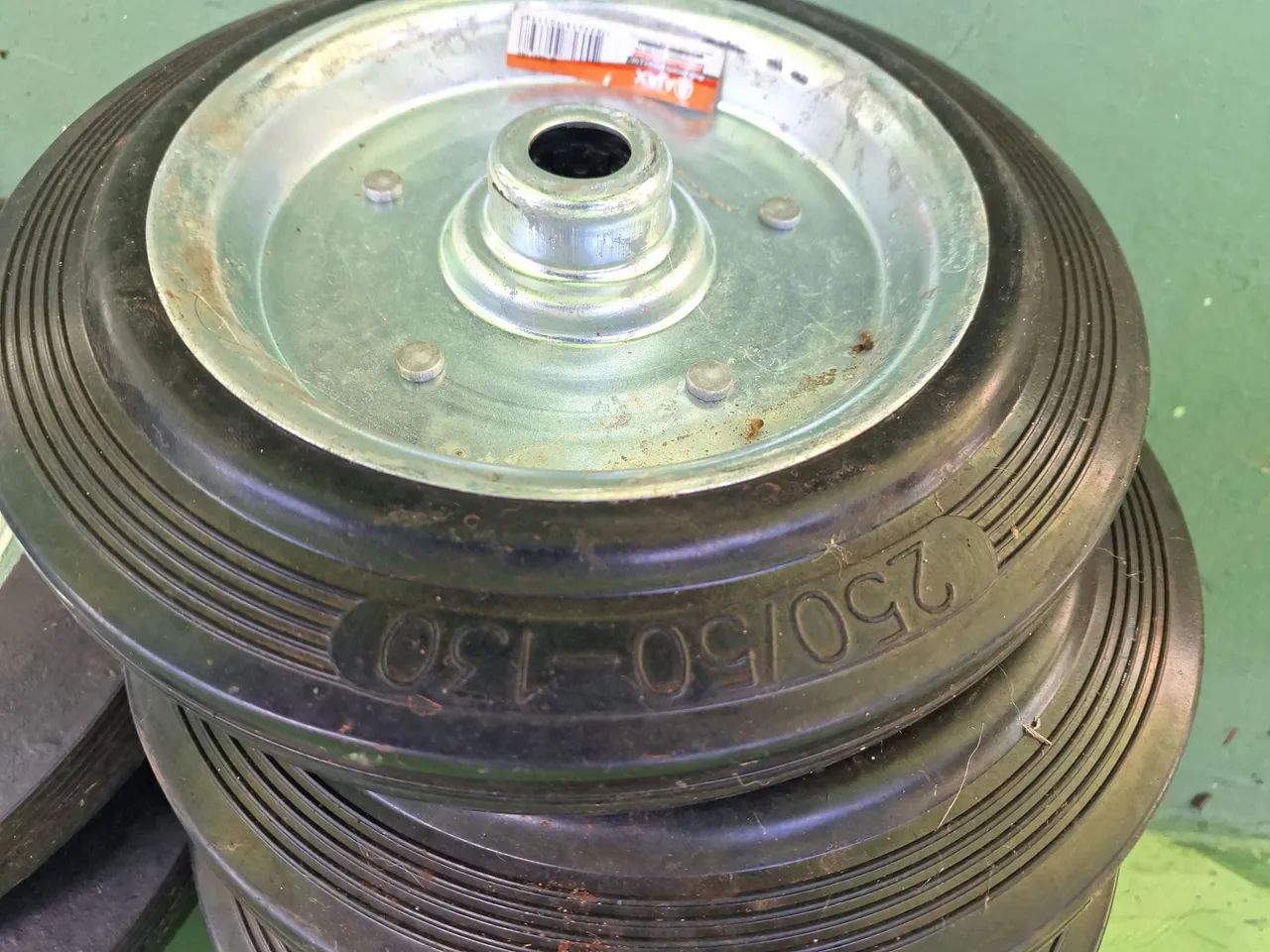 Rodas de borracha 250/90