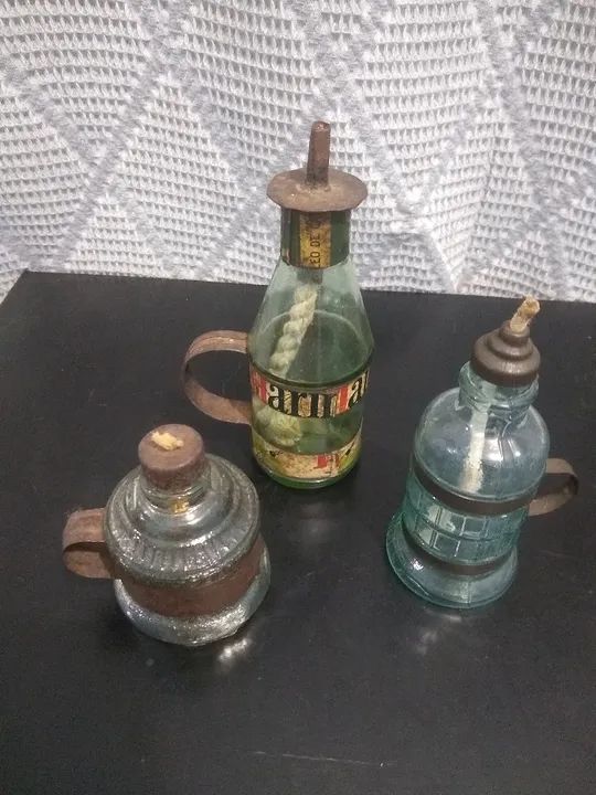 Três lamparinas antigas, de Vidro. - Foto 5