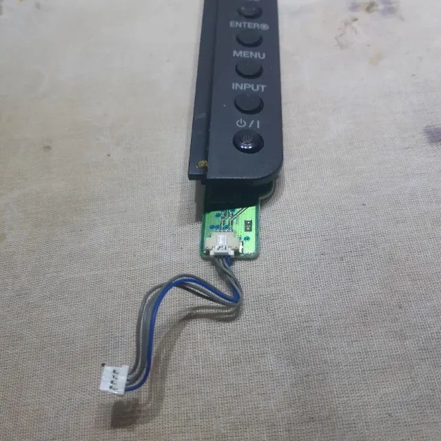 Placa de botões laterais Tv Lg 42Ld650