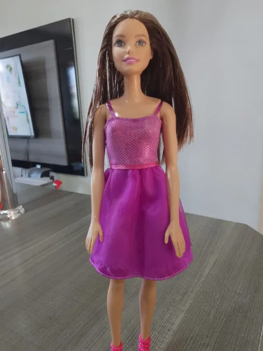 Boneca Barbie Fashionista- Vestido Rosa