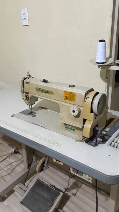 Máquina de Costura Reta Industrial  - Foto 4