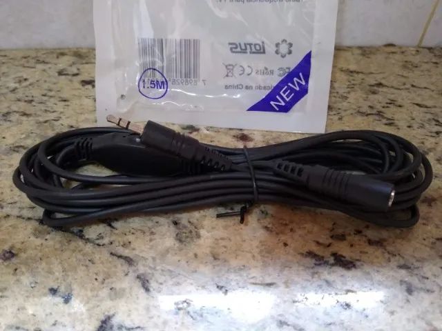 Cabo Extensor P2/P2 Lotus 1,5m
