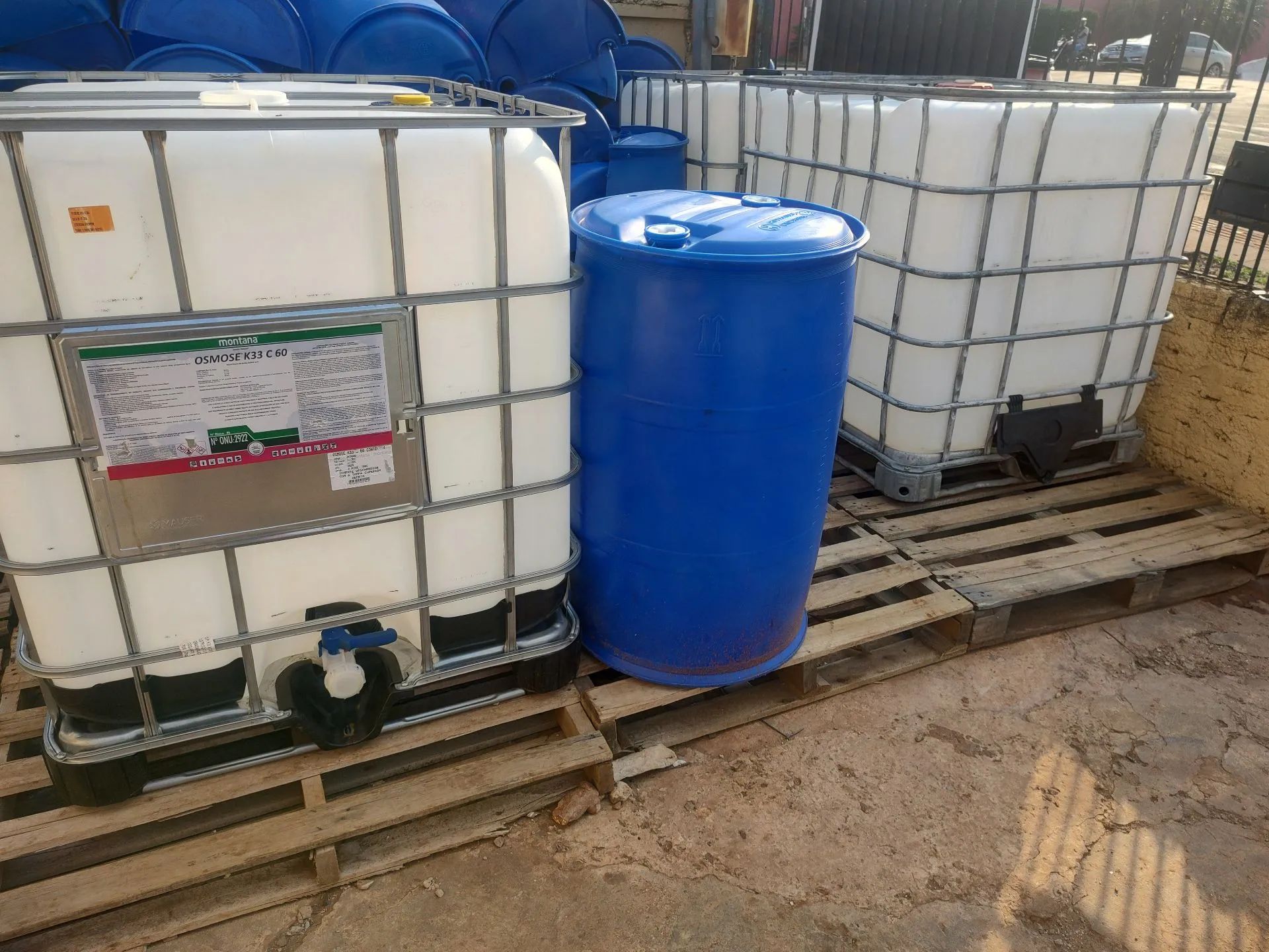 Containers tambores para flutuantes e galões de vários tamanhos e modelos - Foto 6