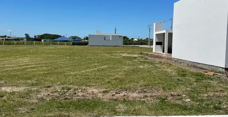 Terreno em LOTEAMENTO NOVO 250m2 - ARAMBARÉ