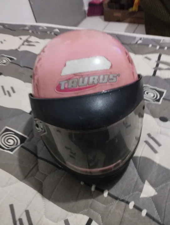 Capacete Taurus Rosa - Tam 58 Tamanho M