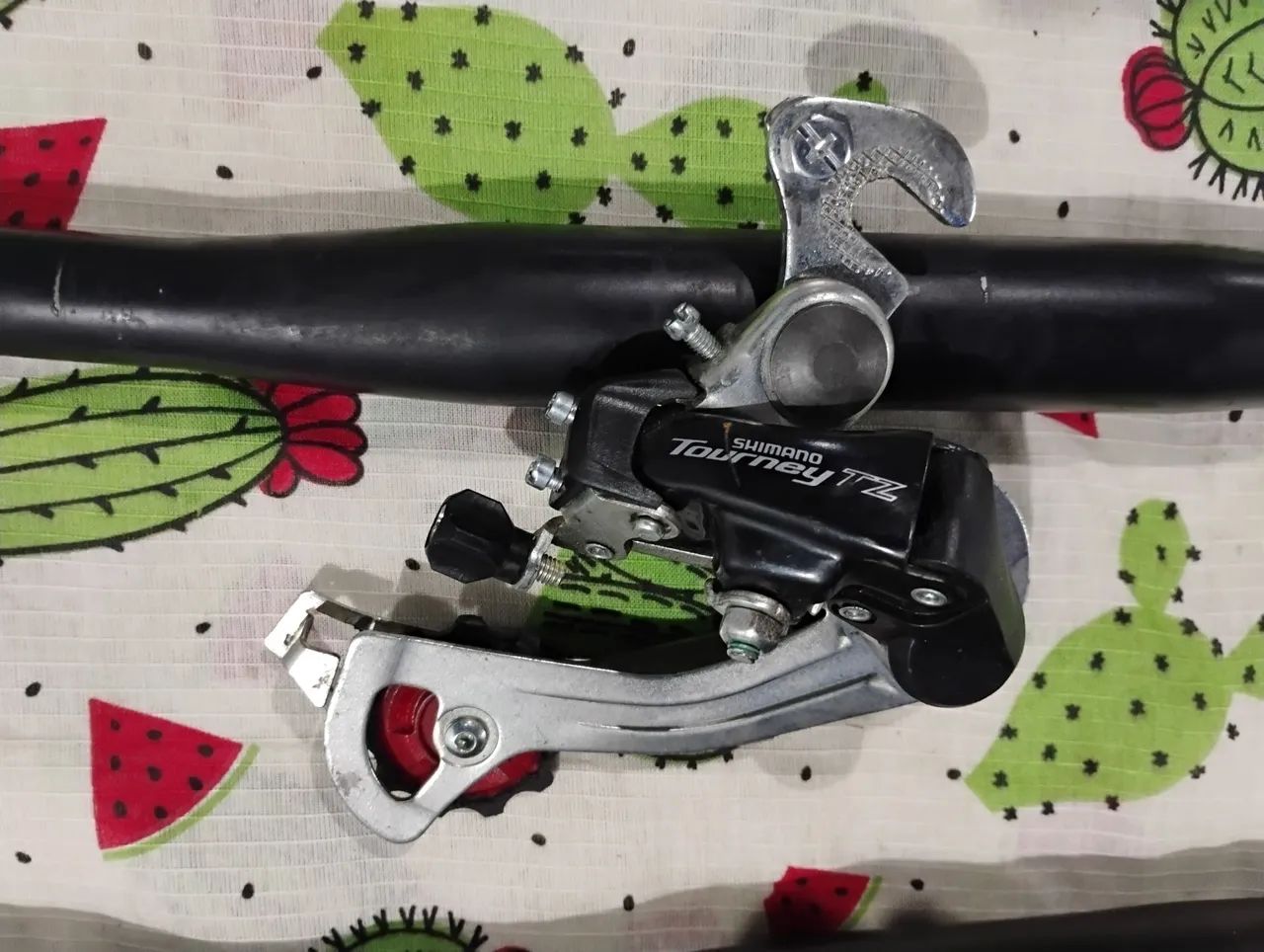Guidões de Bicicleta e Relação de marcha shimano - Foto 2
